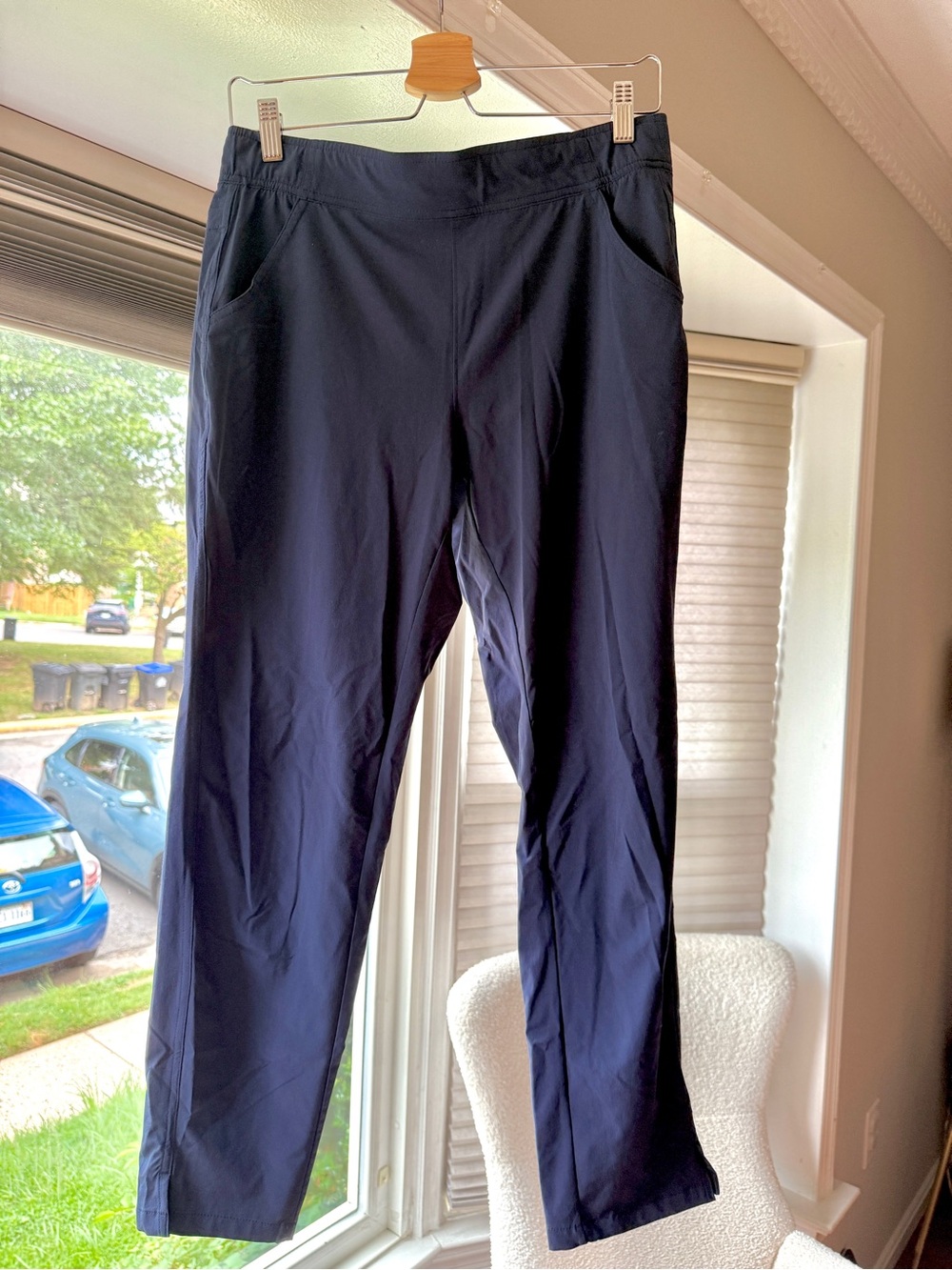 Eddie Bauer Women's Navy Ankle Pant Sz S Outdoor Trail Travel Active